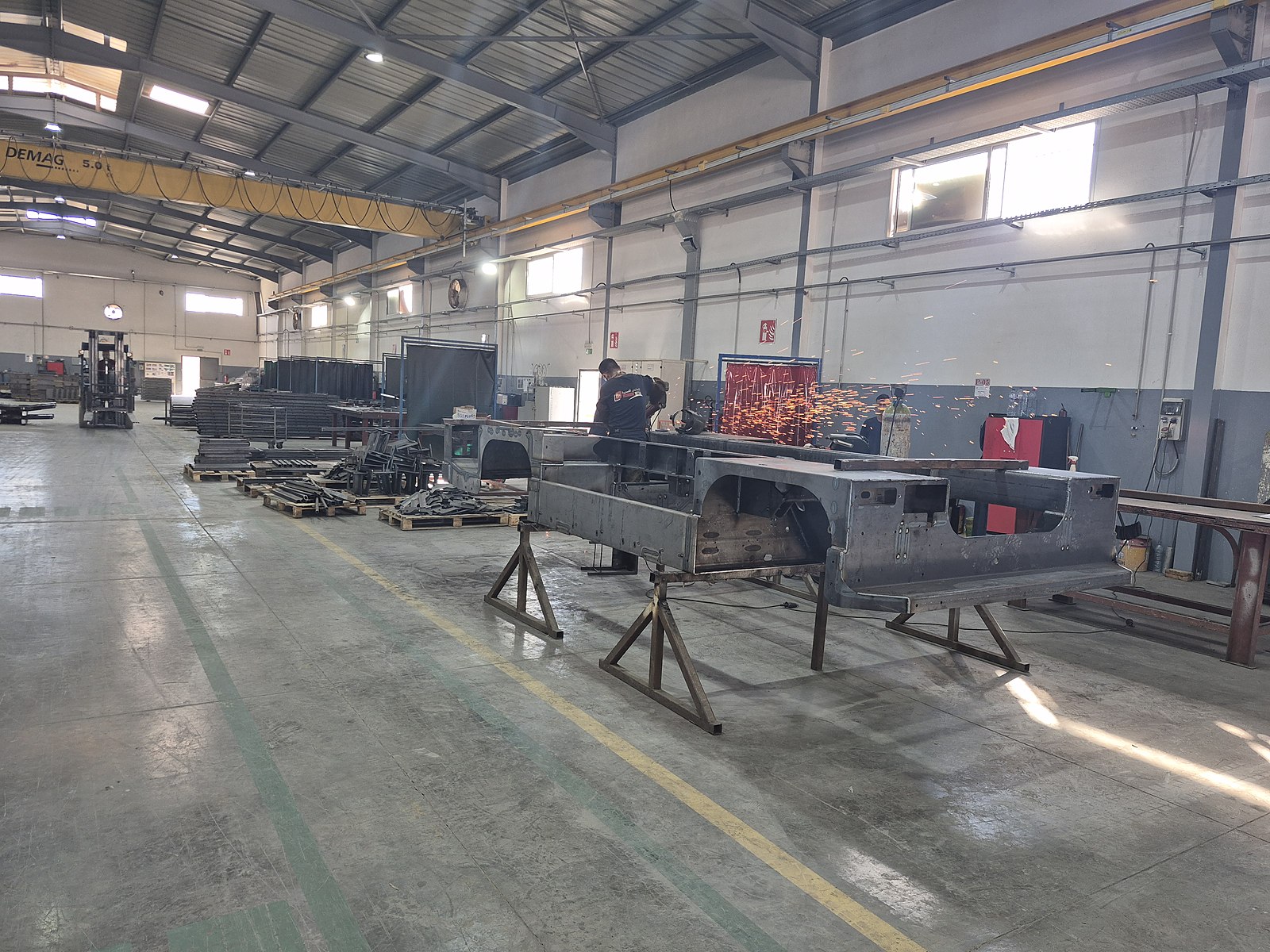 Atelier de soudure, fabrication de châssis métallique